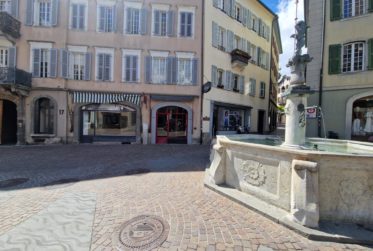 Grand-Pont 17 - Commerce